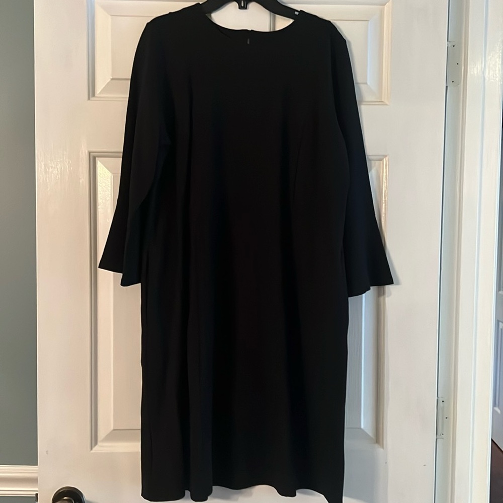 ✨NWT BLACK DRESS✨
